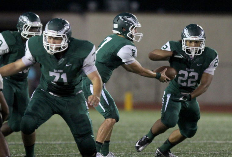 EllisonWacoFootball14.jpg